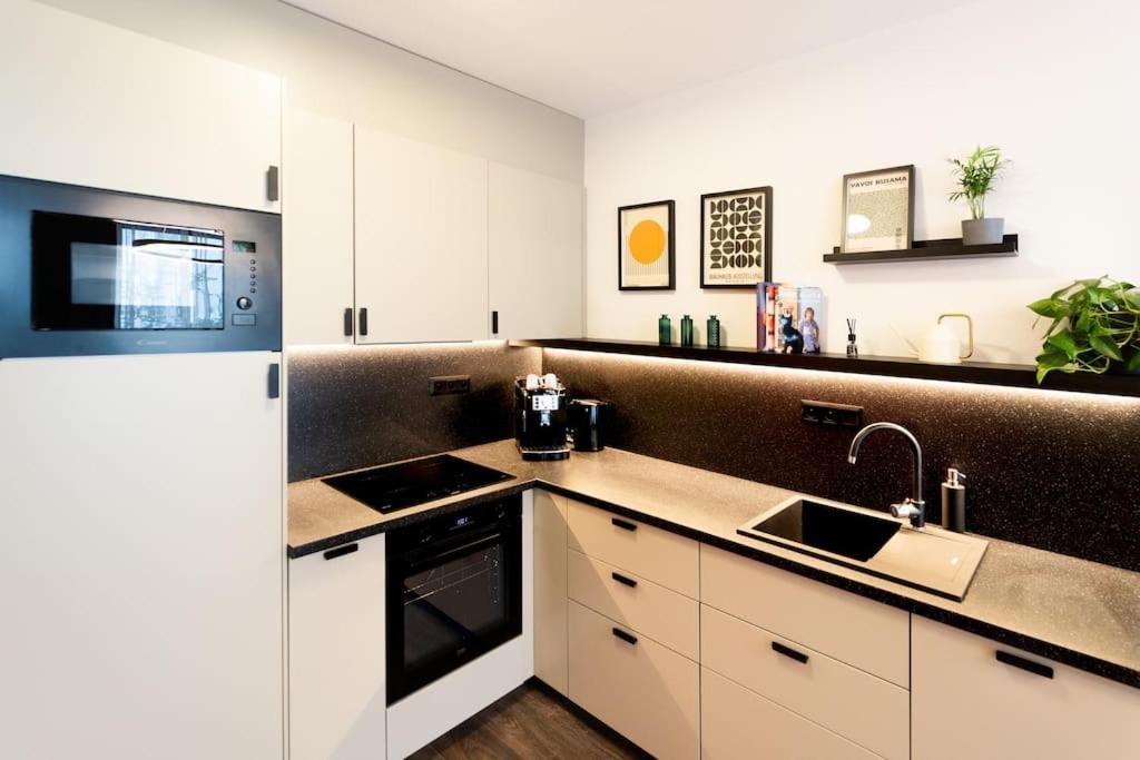 Gold Garden Terrace Apartment Brno Exteriör bild